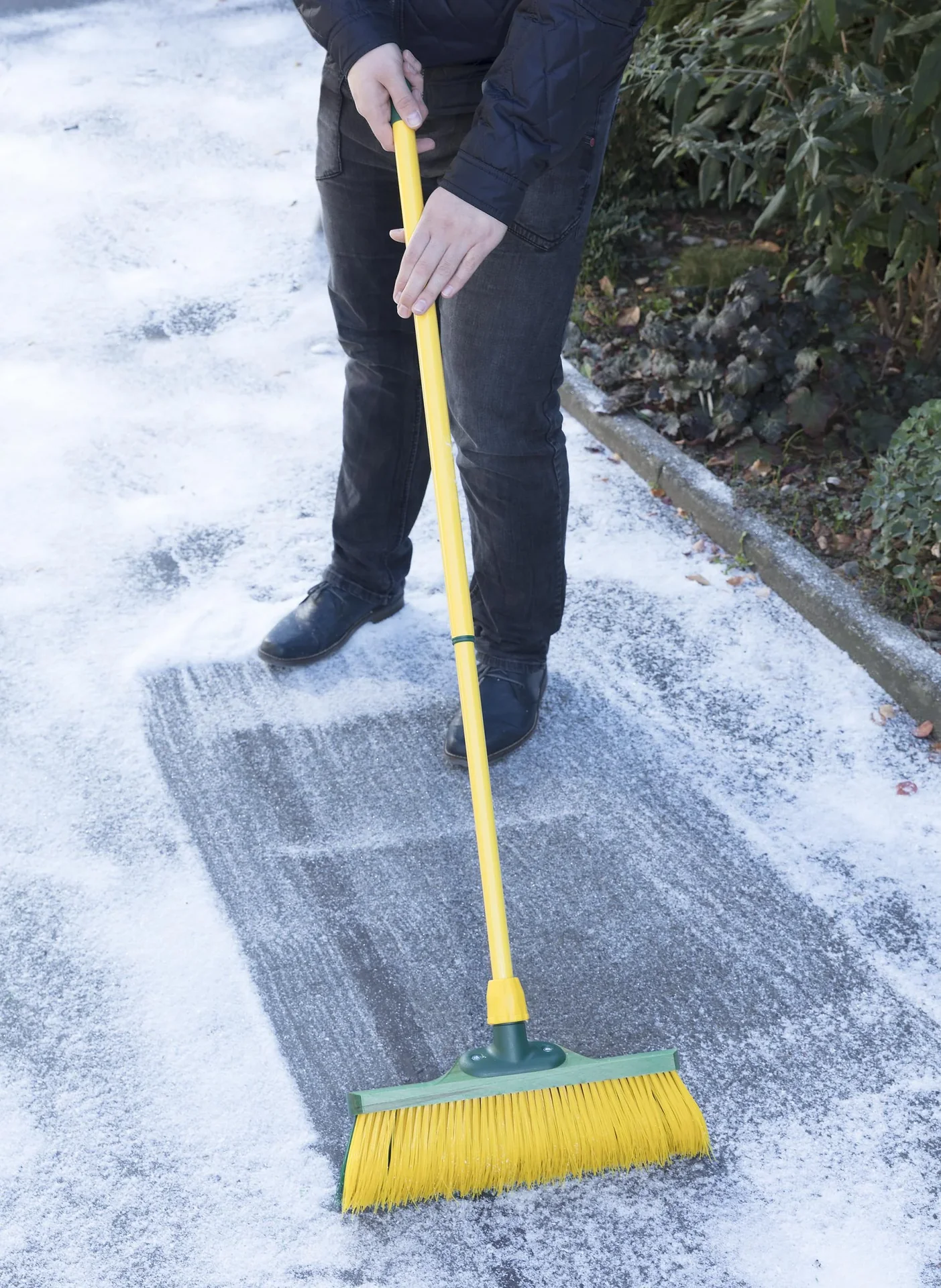 Krallenbesen mit Teleskopstiel, 40 cm breit - 5