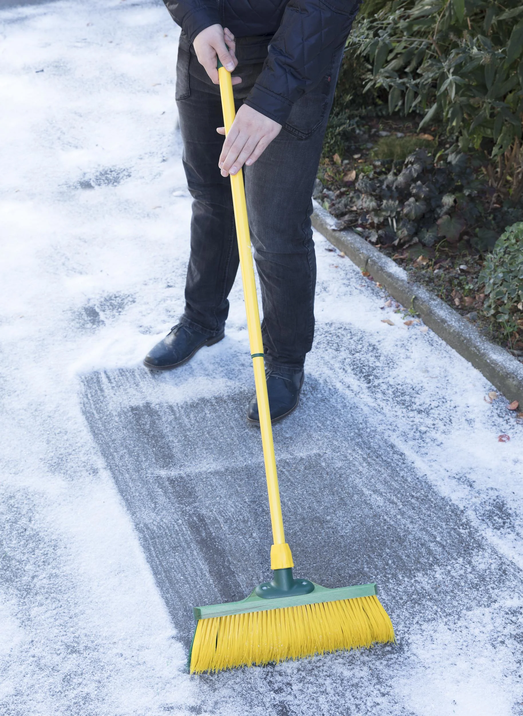 Krallenbesen mit Teleskopstiel, 40 cm breit - 5
