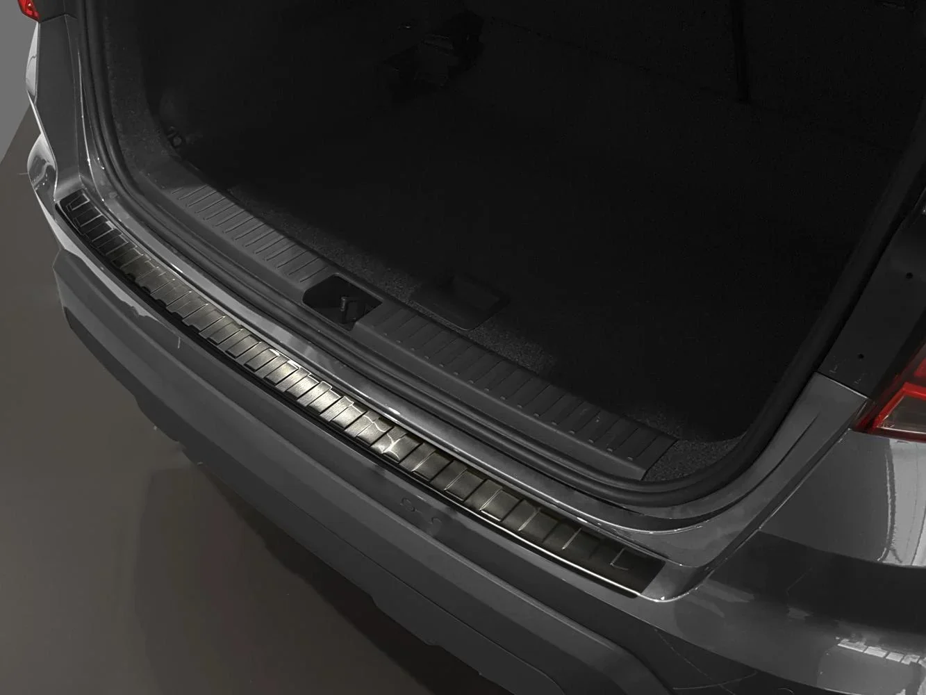 Ladekantenschutz Edelstahl graphite / black für Seat Arona, Baujahr 2017> - 2