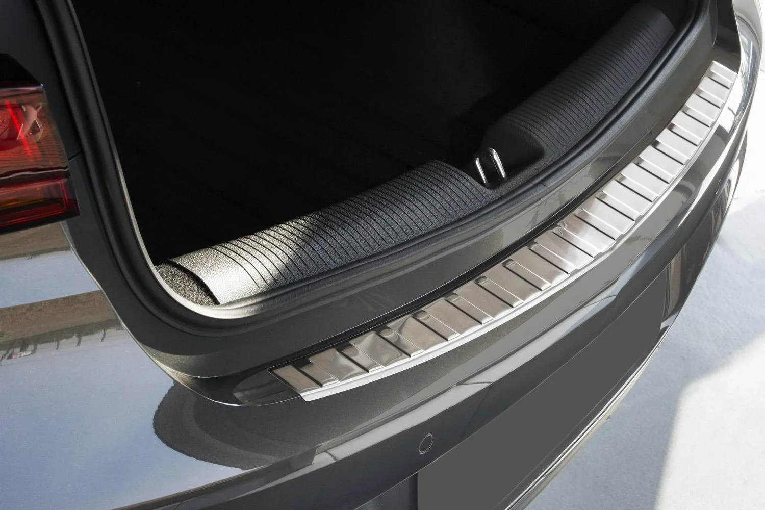 Ladekantenschutz Edelstahl für Opel Astra V (K) Hatchback (5-türer>, Baujahr 2015-2019, FL 2019> - 2