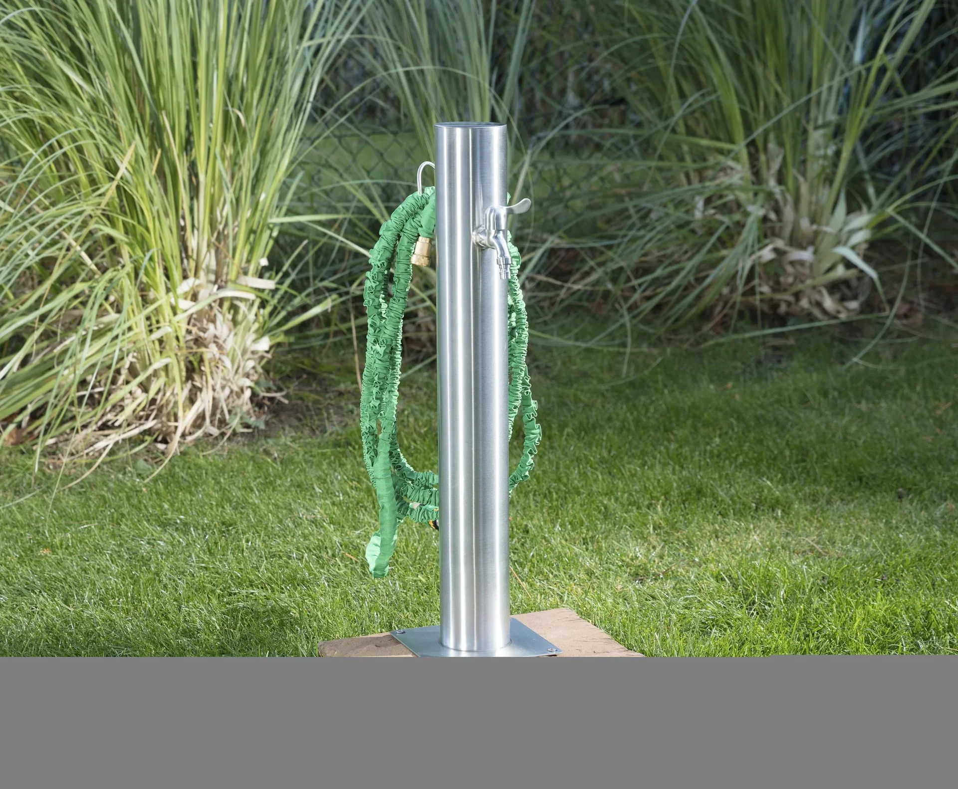 Wasserzapfsäule, inklusive Schlauchhalter + 2 Auslaufhähne, Edelstahl - 10