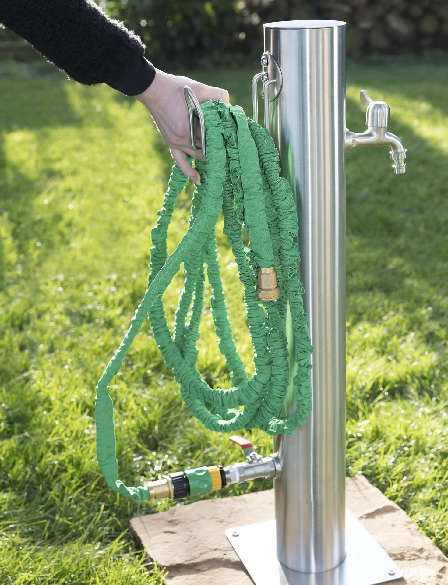 Wasserzapfsäule, inklusive Schlauchhalter + 2 Auslaufhähne, Edelstahl - 11