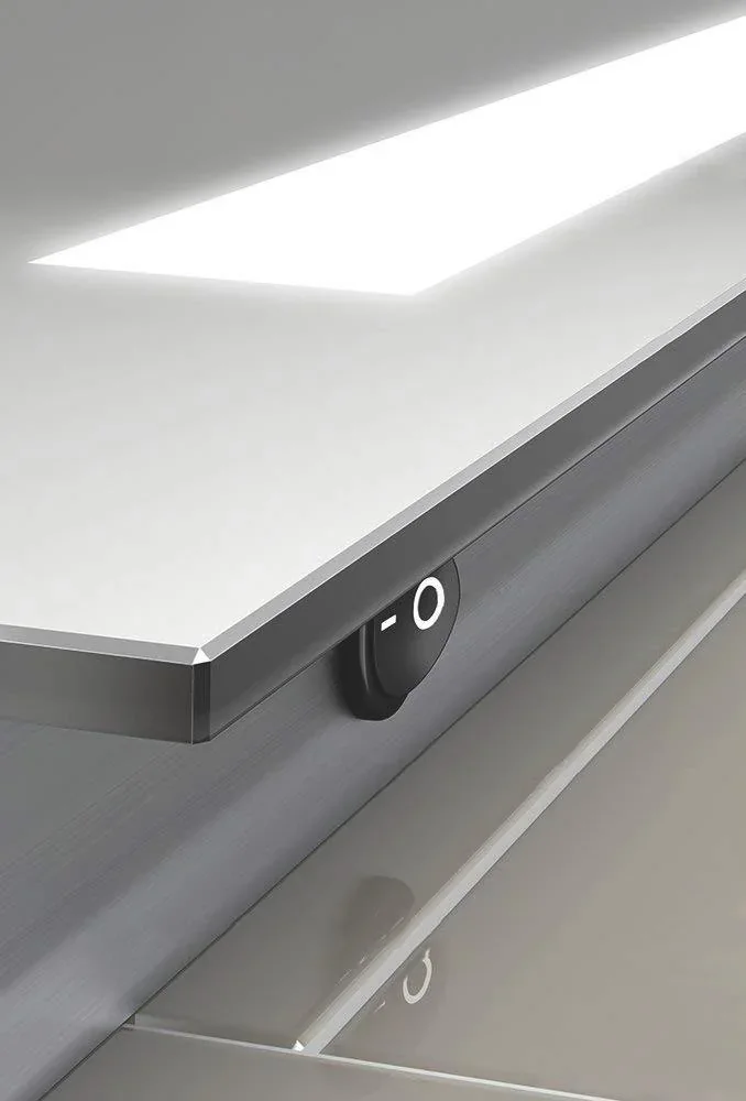 Badezimmerspiegel mit Beleuchtung, "Horizon" - 50 x 70 cm - Lichtfarbe neutral weiß - 3