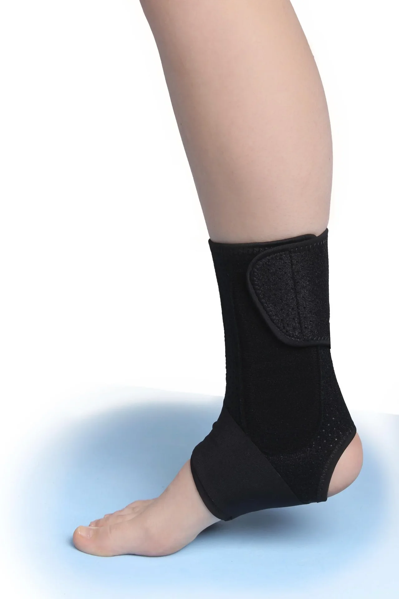 Aktiv-Knöchelbandage mit Klettverschluss, Universalgröße „Flexitek“. Schwarz - 2