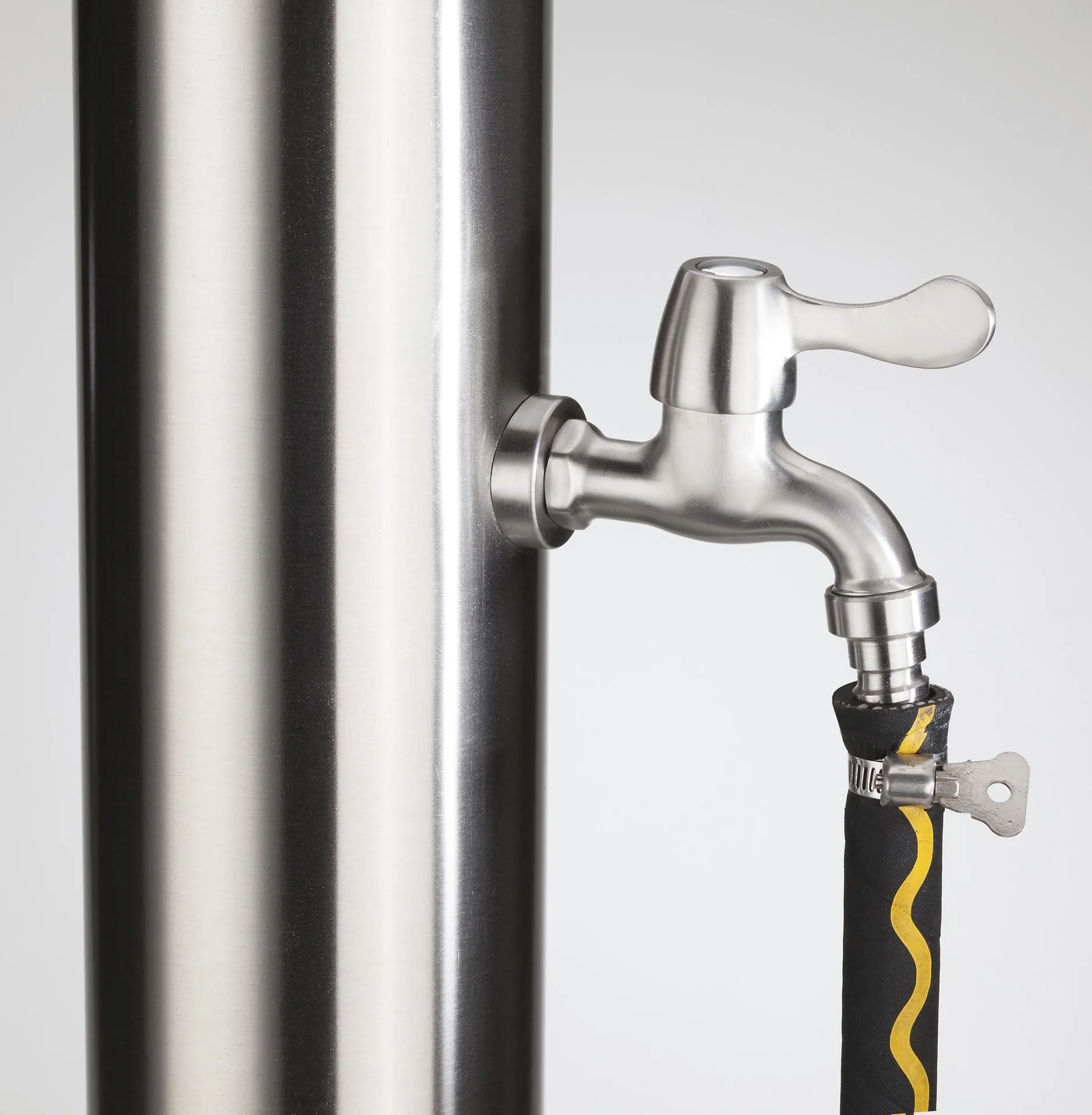 Wasserzapfsäule aus Edelstahl mit 2 Auslaufhähnen + Schutzhülle - 5