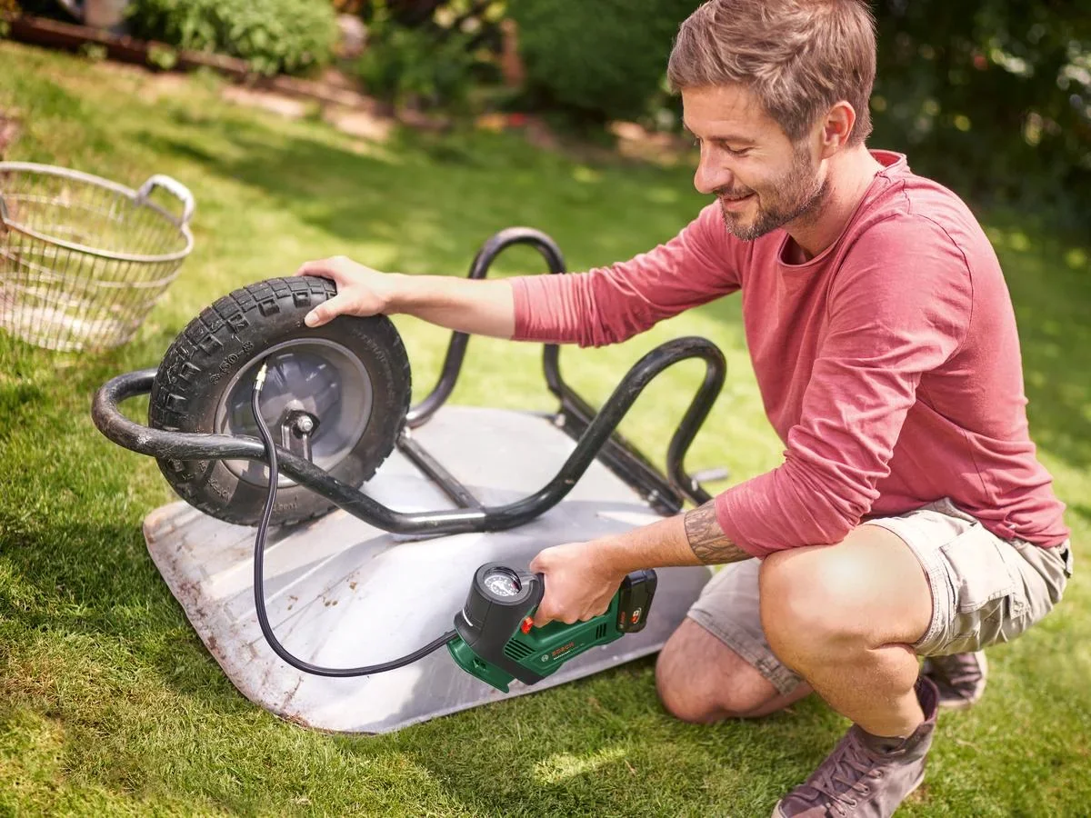 Akku-Druckluftpumpe Universal Pump 18V - 2