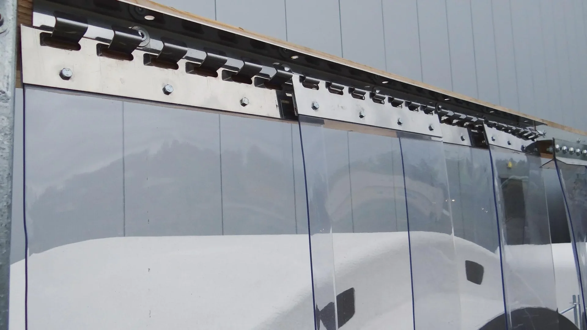 Hakenleiste 100cm Edelstahl für PVC-Vorhang - 0