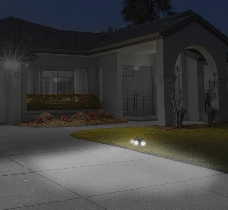 LED Solar Licht mit 3 ausrichtbaren Lichtfeldern und Bewegungsmelder - 3