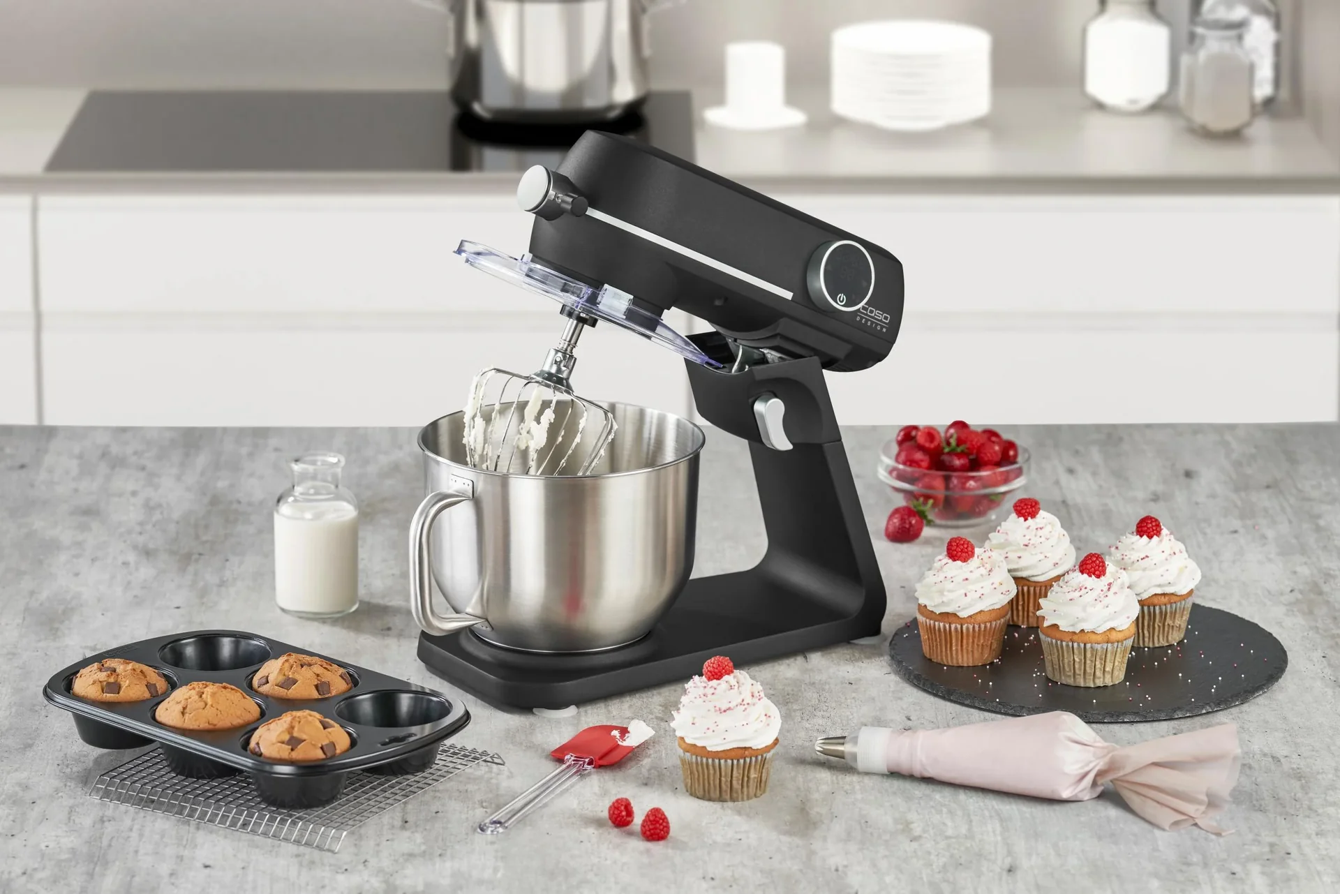 Küchenmaschine KM1800 Black E, Edelstahlschüssel 6 Liter - 5