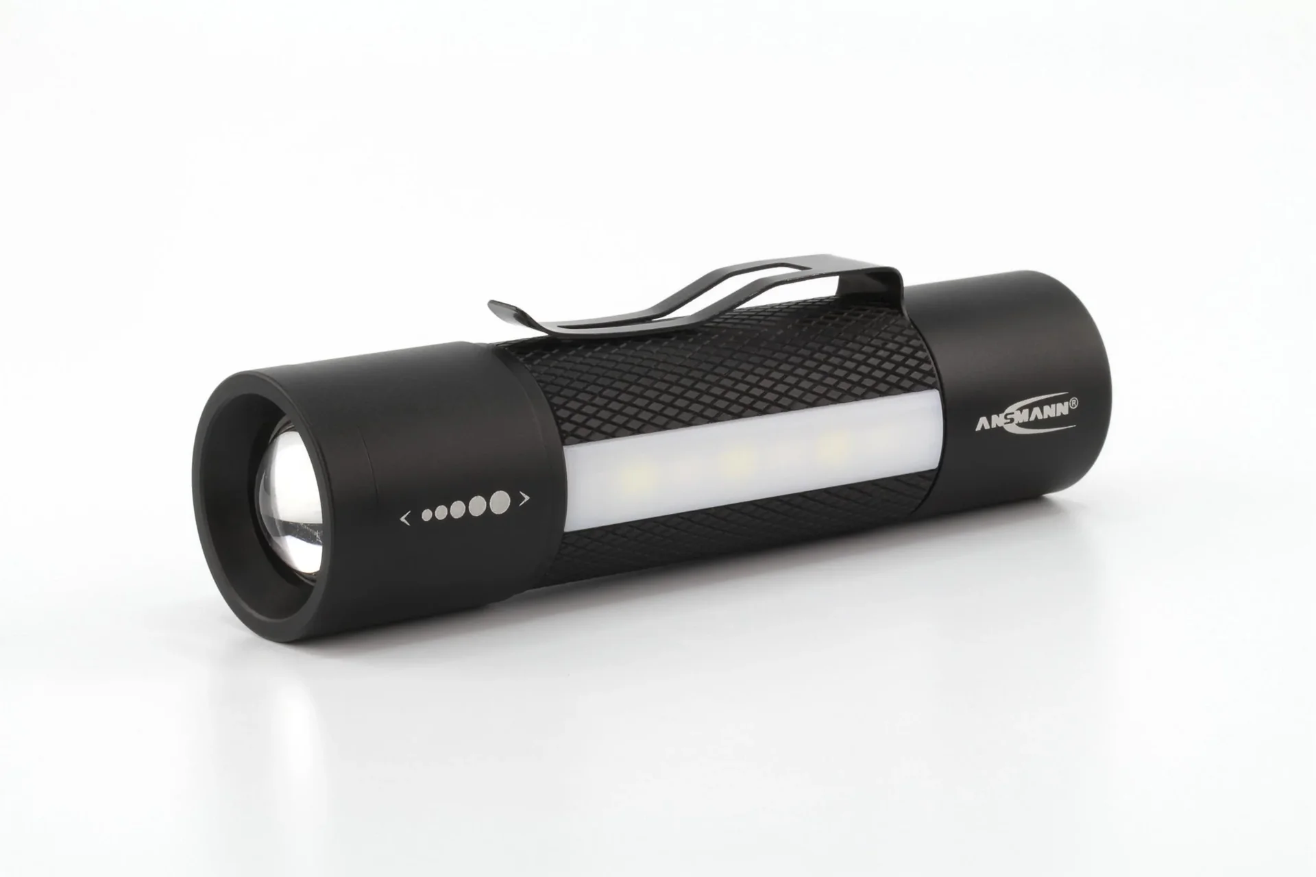Multifunktionstaschenlampe 3in1 - fokussierbare Taschenlampe, Arbeitsleuchte und Signalleuchte - 4