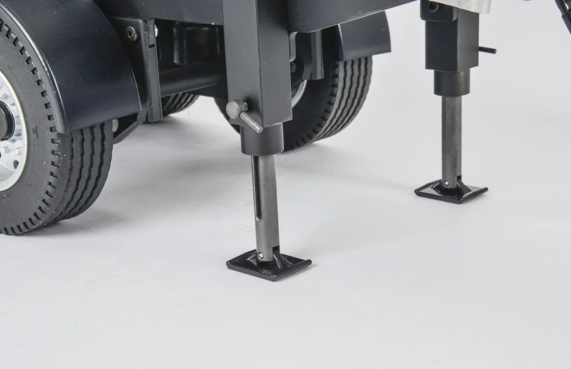 2-Achs Muldenkipper Sattelauflieger 1:14 - 5