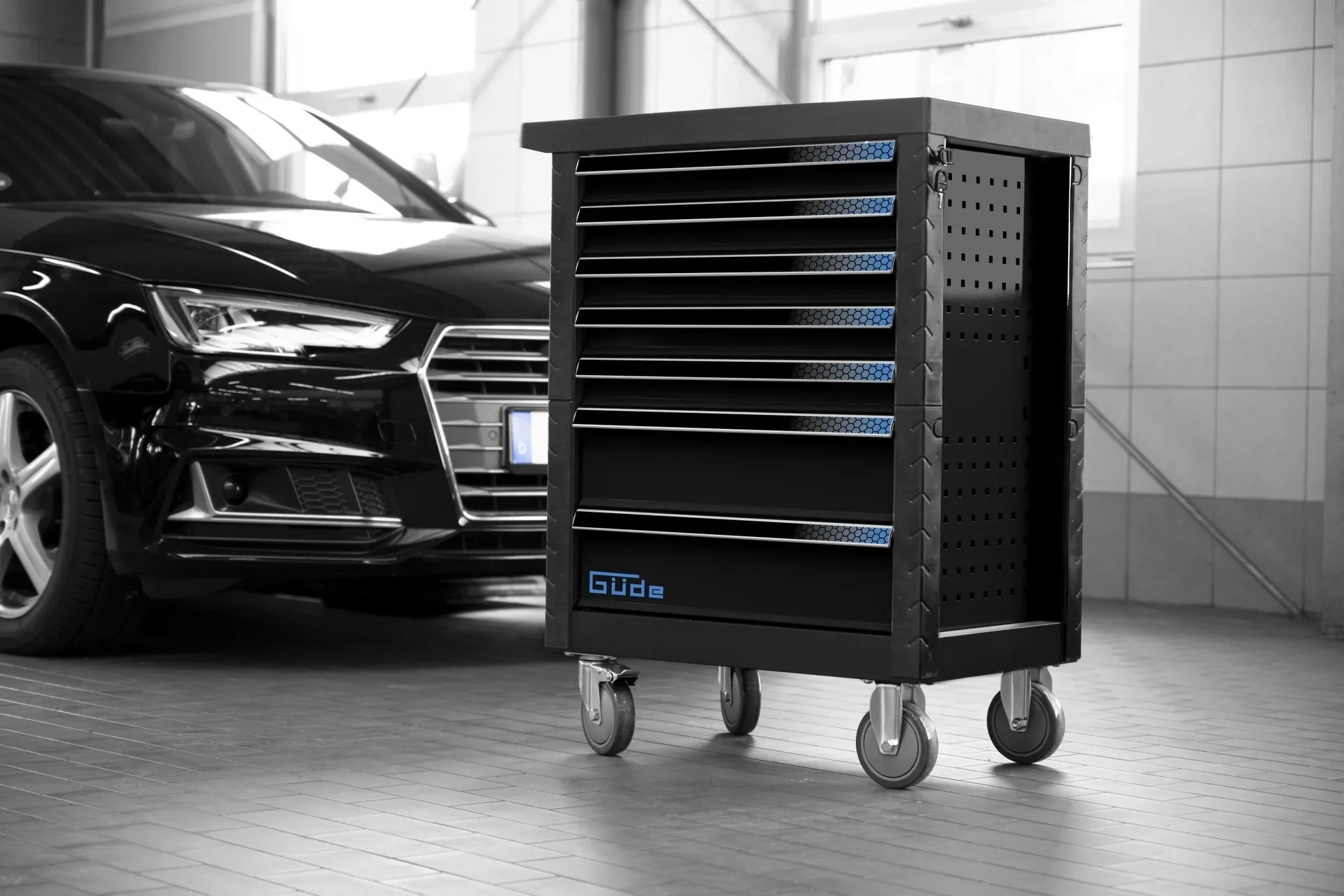 Werkstattwagen GW Black Line I 165-teilig - 1