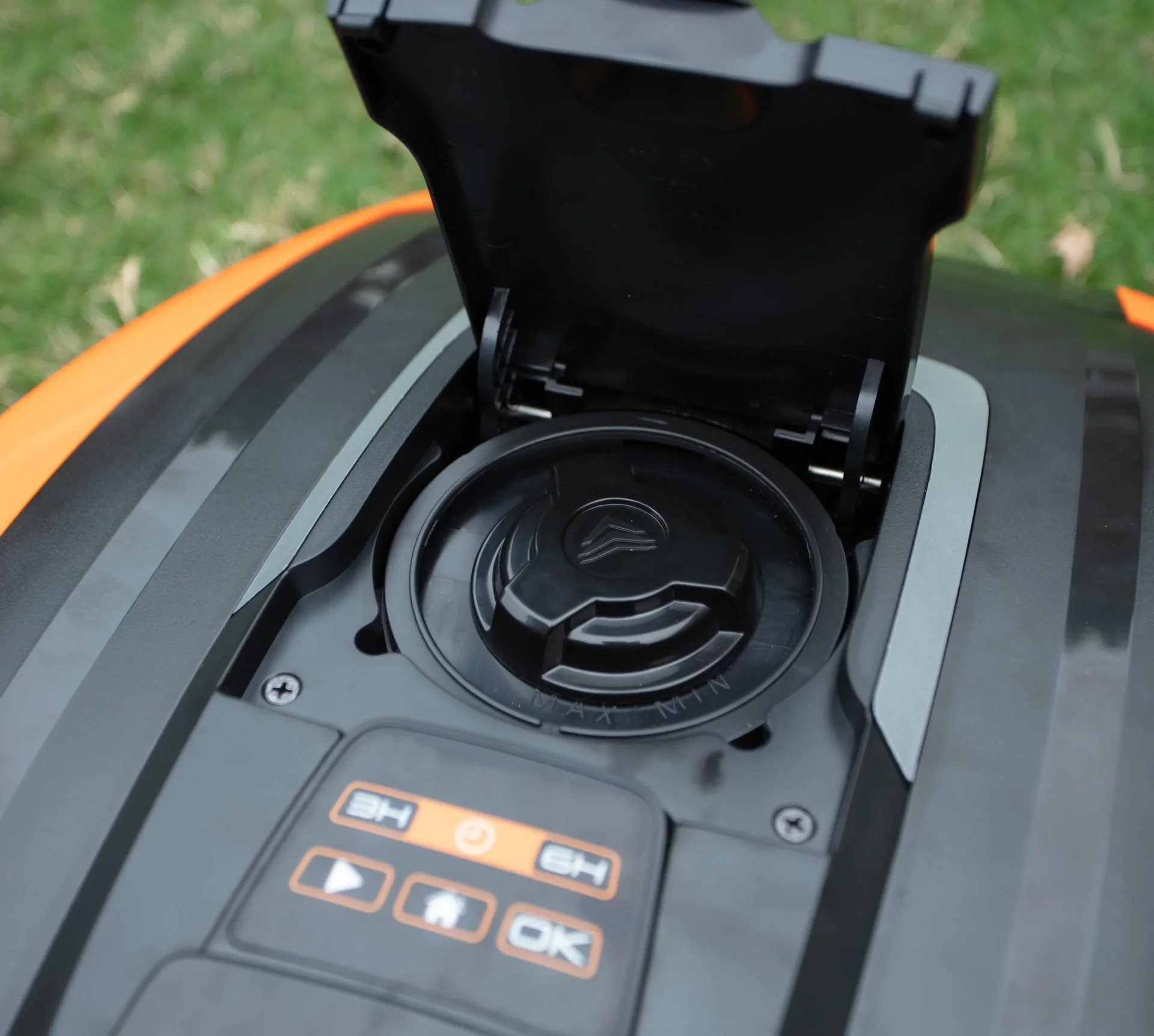 Mähroboter EASYMOW 260B - bis 260 m² - 3