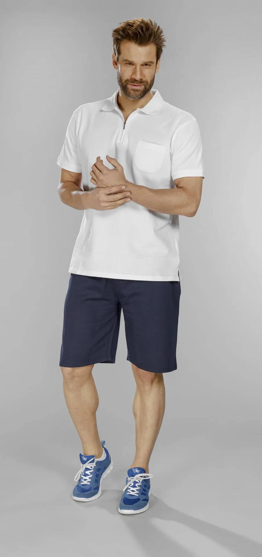 Short, Farbe marine, Gr.M - 3