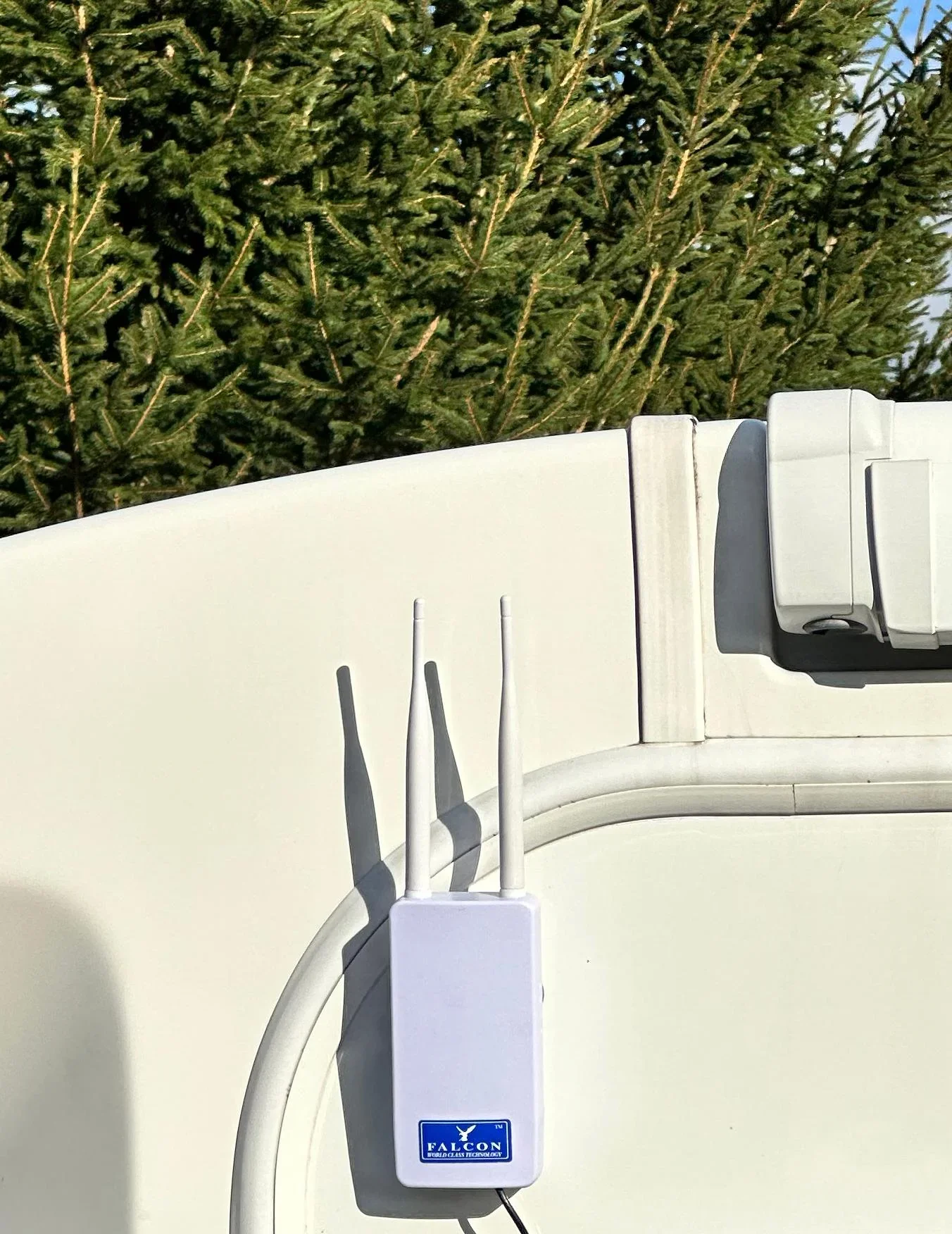 Außenantenne 4G IP65 150Mbit mit integriertem Router - 2