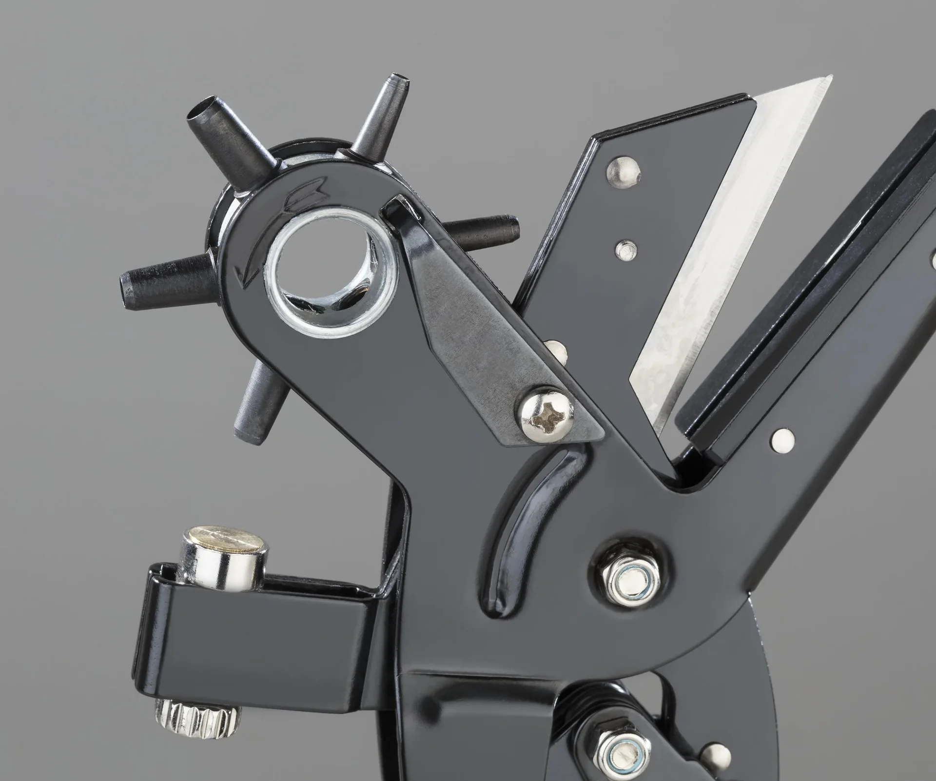 Lochzange und Multifunktionsschere 2 in 1 - 3