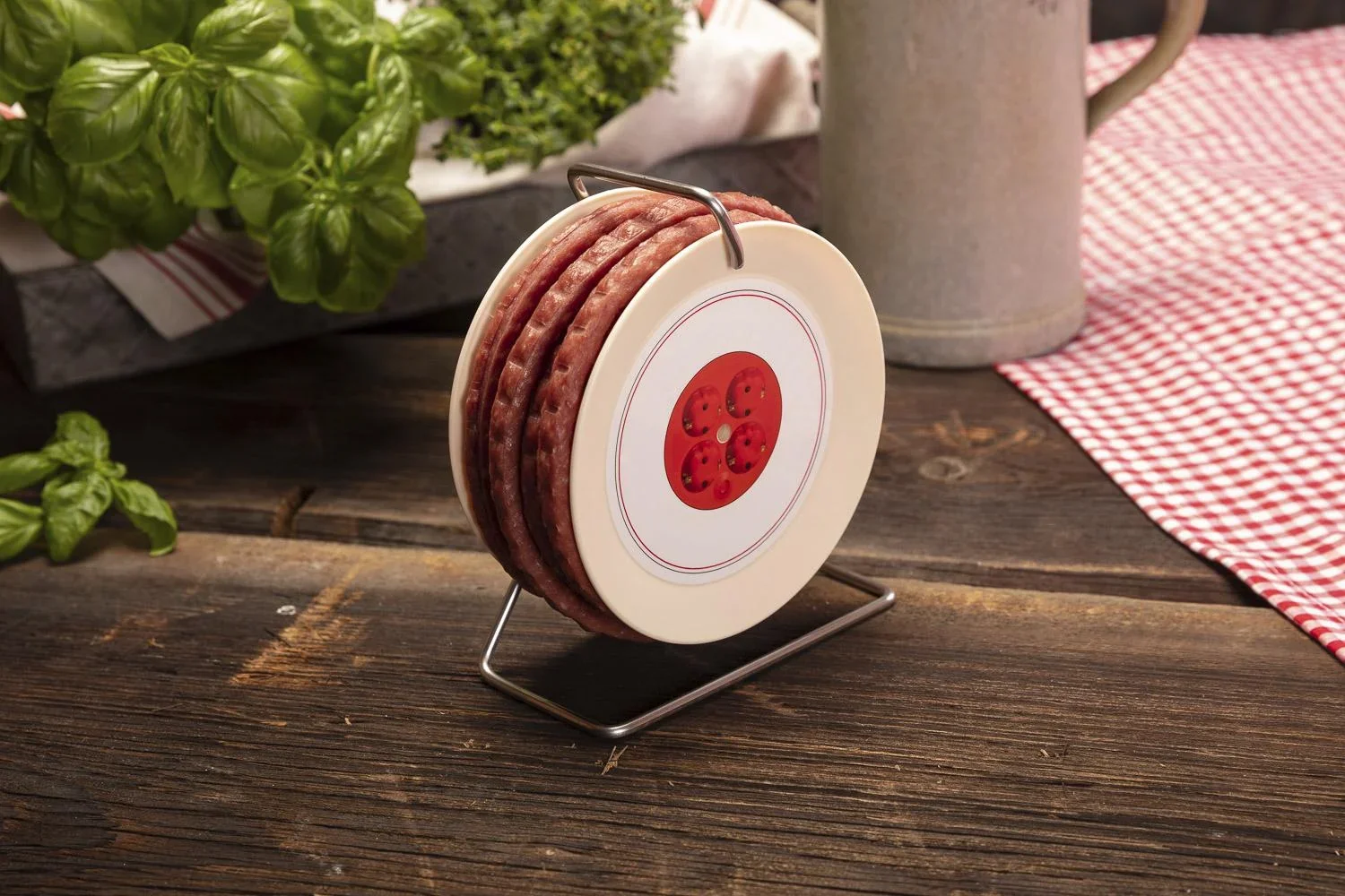 Snackwurst auf Kabeltrommel - 1