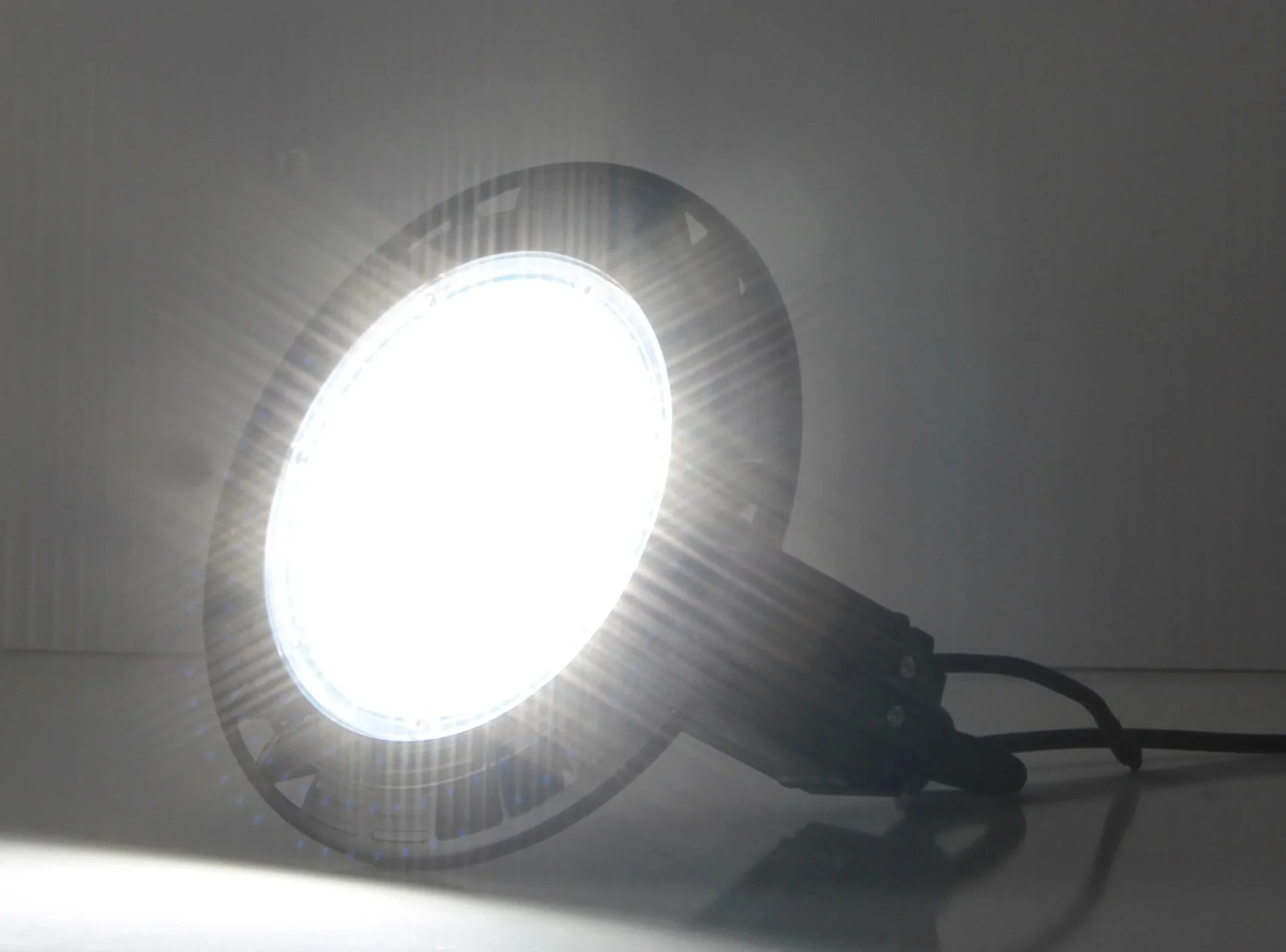 LED Hallenstrahler Runus 100 W 4000k - 0