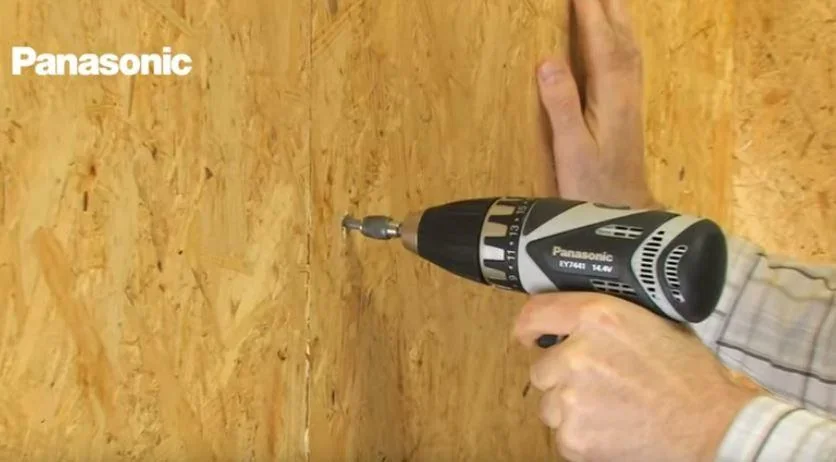 Akku Bohrschrauber EY7441LF2 - 14,4 Volt inklusive 2 Akkus - 2