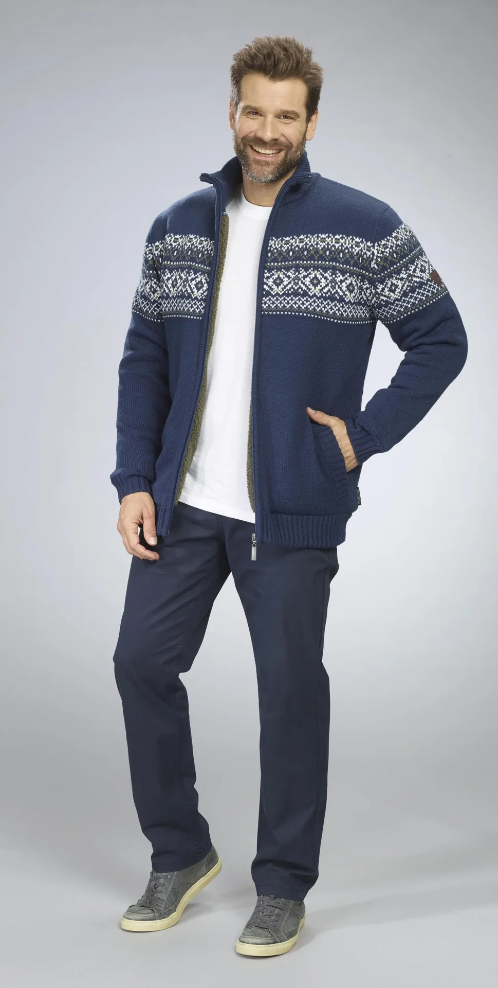 Strickjacke mit Berberfleece, Farbe marine, Gr.M - 0