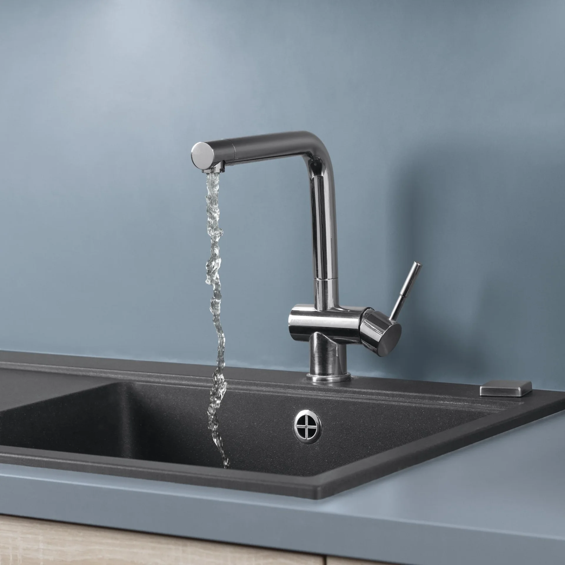 Strahlregler für Wasserarmaturen, Edelstahl mit Gelenk - 4