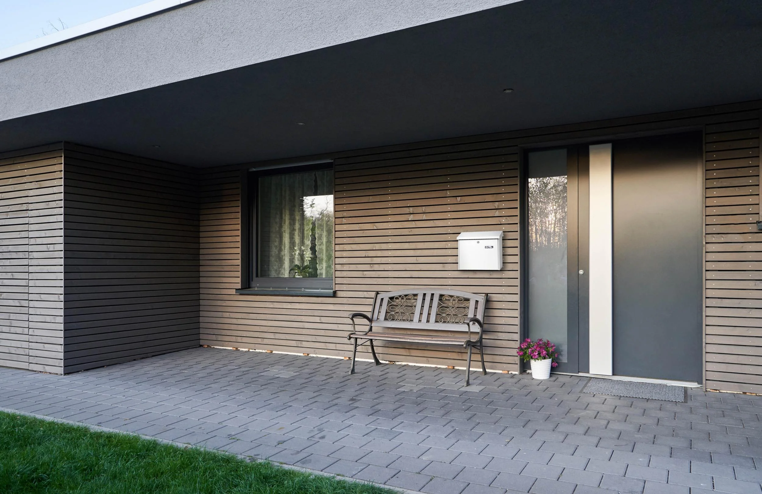 Briefkasten Stahl-lackiert Journal 5867 E alteisen - 3