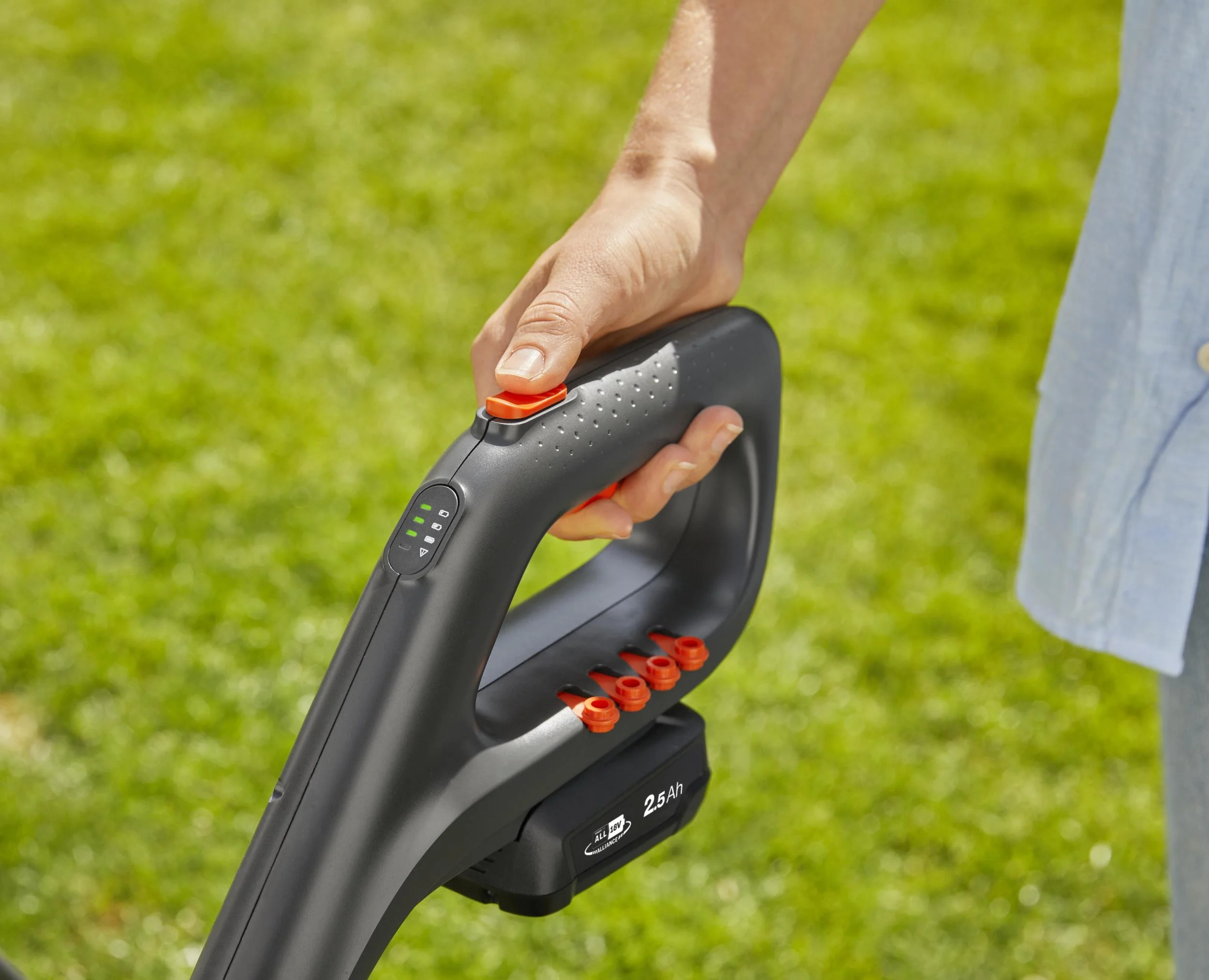 Akku-Trimmer EasyCut 23/18V - 9