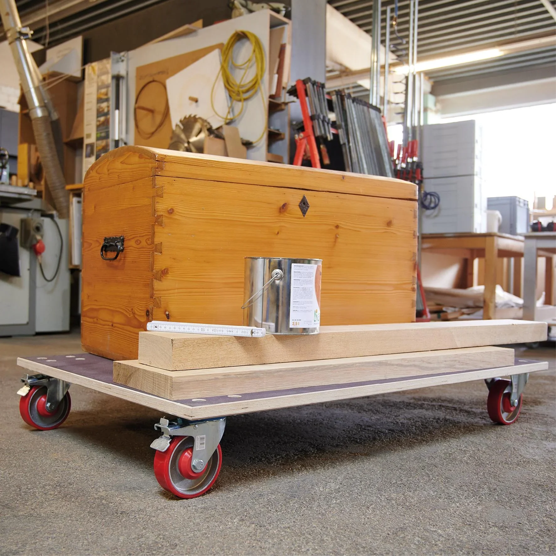 Transporthilfe MM 1349, 120 x 80 x 18 cm, harte Rollen Ø 125 mm Rollenlager, 2 Bremsen, Platte FSC®, Tragkraft 1.000 kg - 2