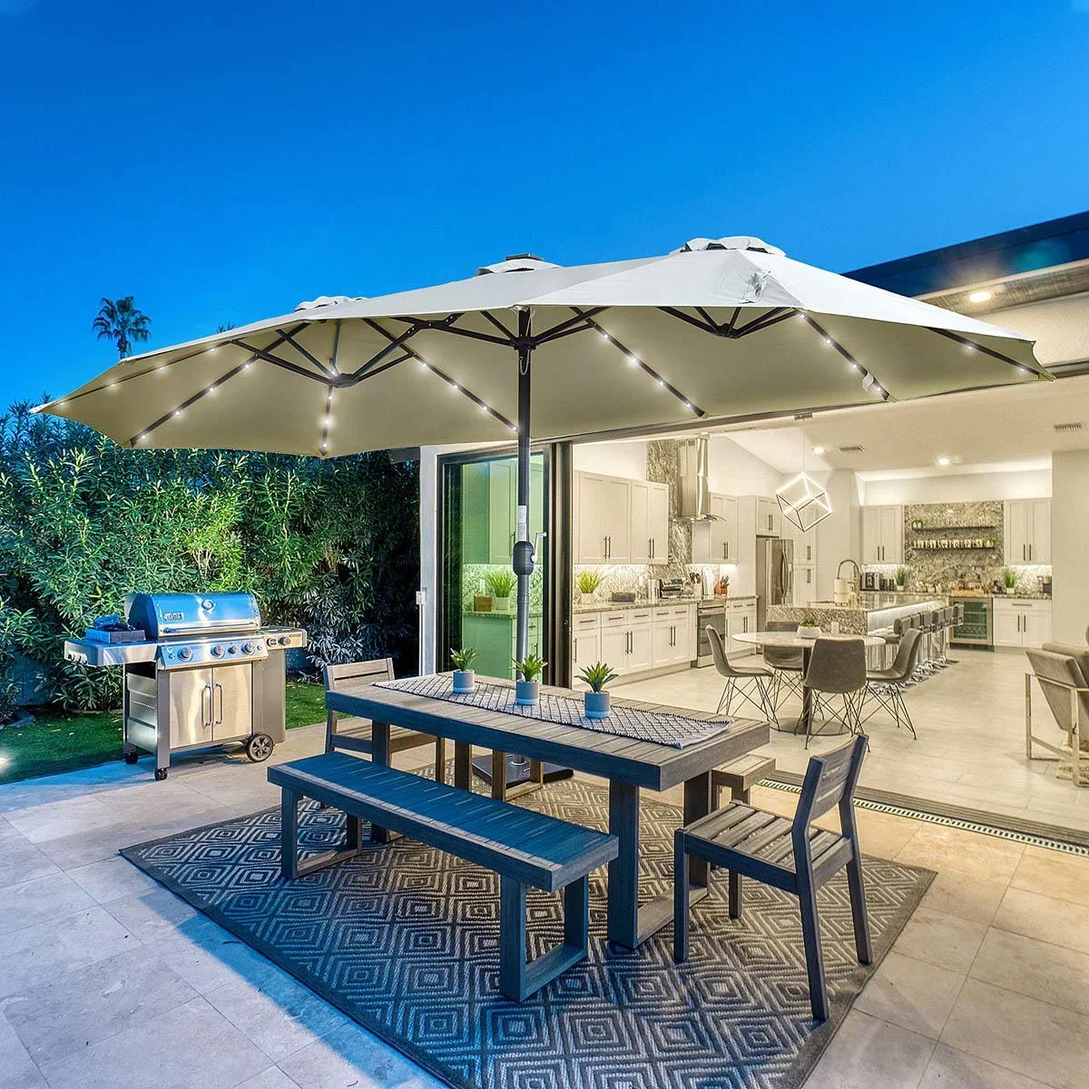 Doppelter Sonnenschirm mit LED-Leuchten 4,5m hellgrau - 2