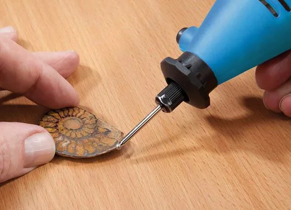 Elektrisches Mini Bohr-u. Fräswerkzeug mit 40-teiligem Zubehör im Koffer - 2