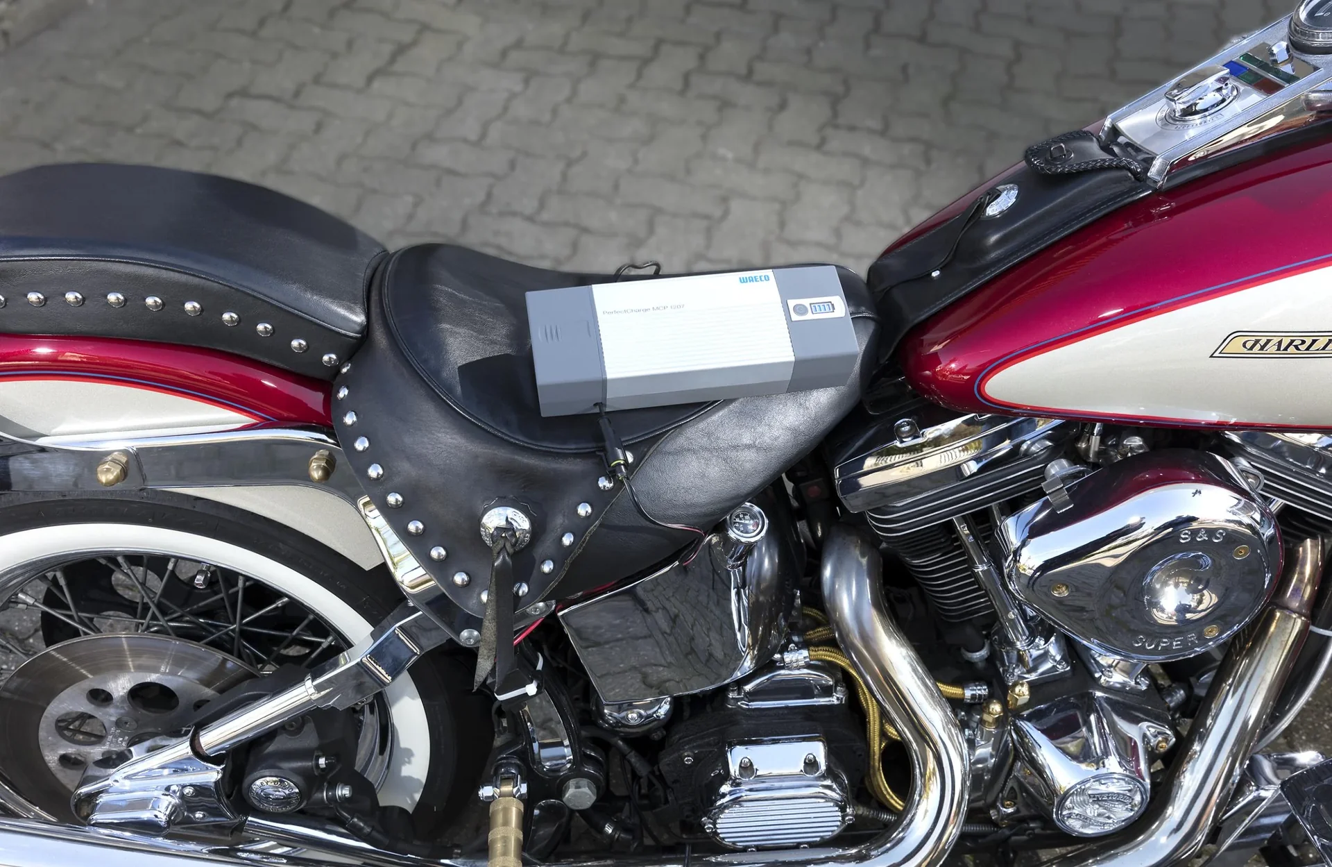 WAECO Batterieladegerät PerfectCharge MCP 1207 - 7 A - 12 Volt - 0