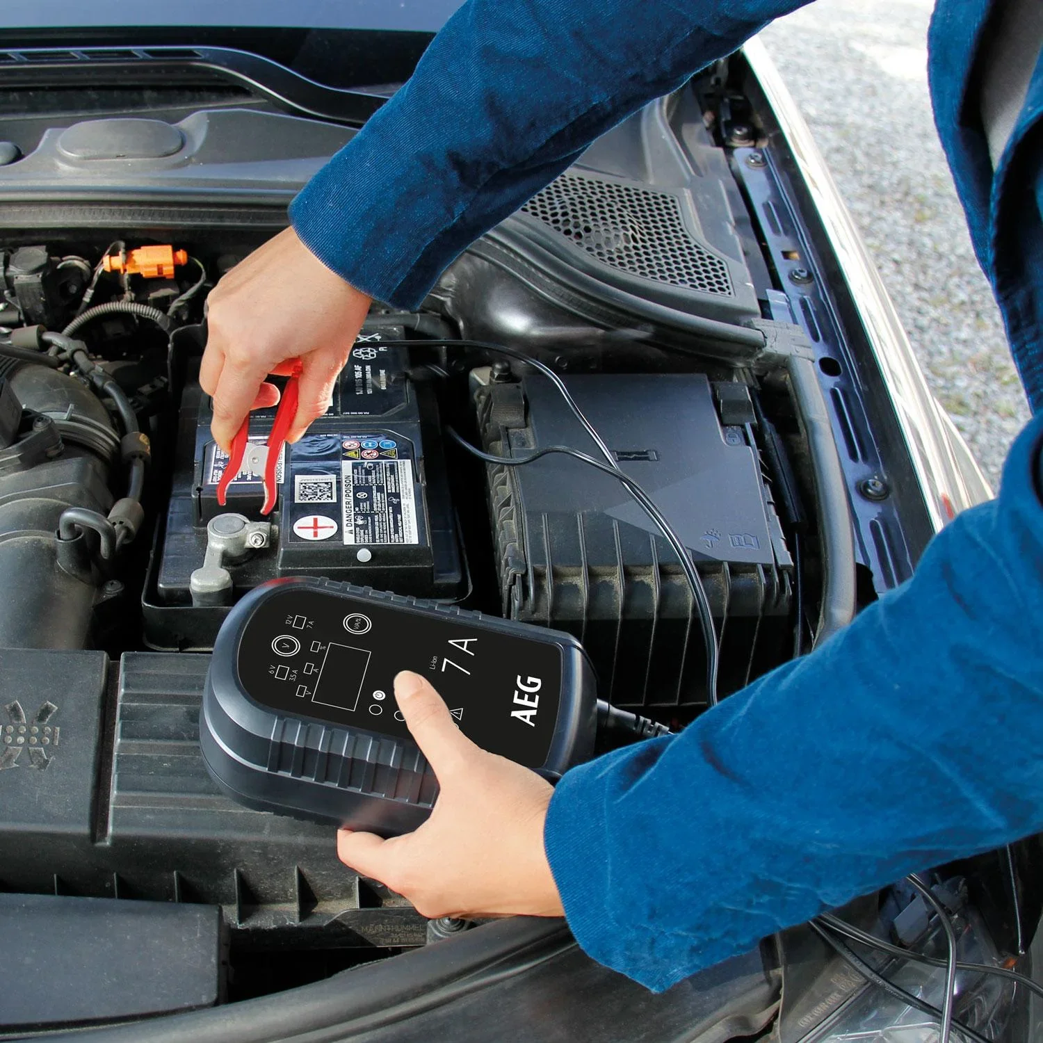 KFZ - Batterieladegerät LI 7-3,5A 7 A - 0