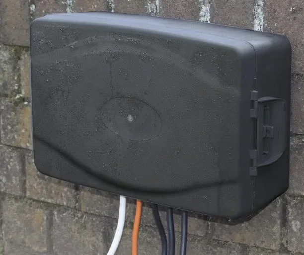 Outdoor Elektro-Box XXL mit Steckdosenleiste und Zeitschaltuhr - 0