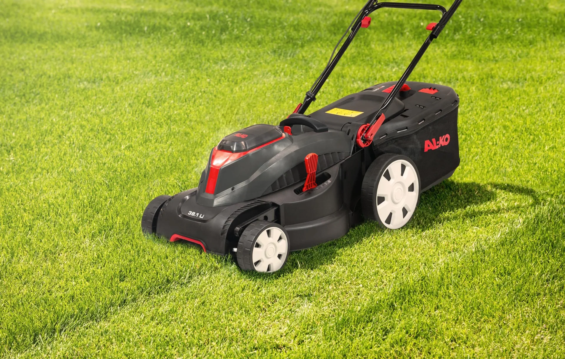 18 V BOSCH HOME AND GARDEN COMPATIBLE Akku-Rasenmäher 38.1 Li - inkl. 2 Akkus und Ladegerät - 1