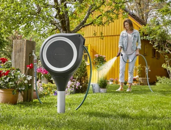 Garten-Schlauchbox RollUp S (weiß) 15 m - 2