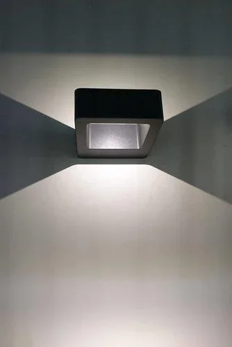 LED Wandleuchte JUNA, 6 Watt, 380 lm, warmweiß, für den Innen- und Außenbereich - 4