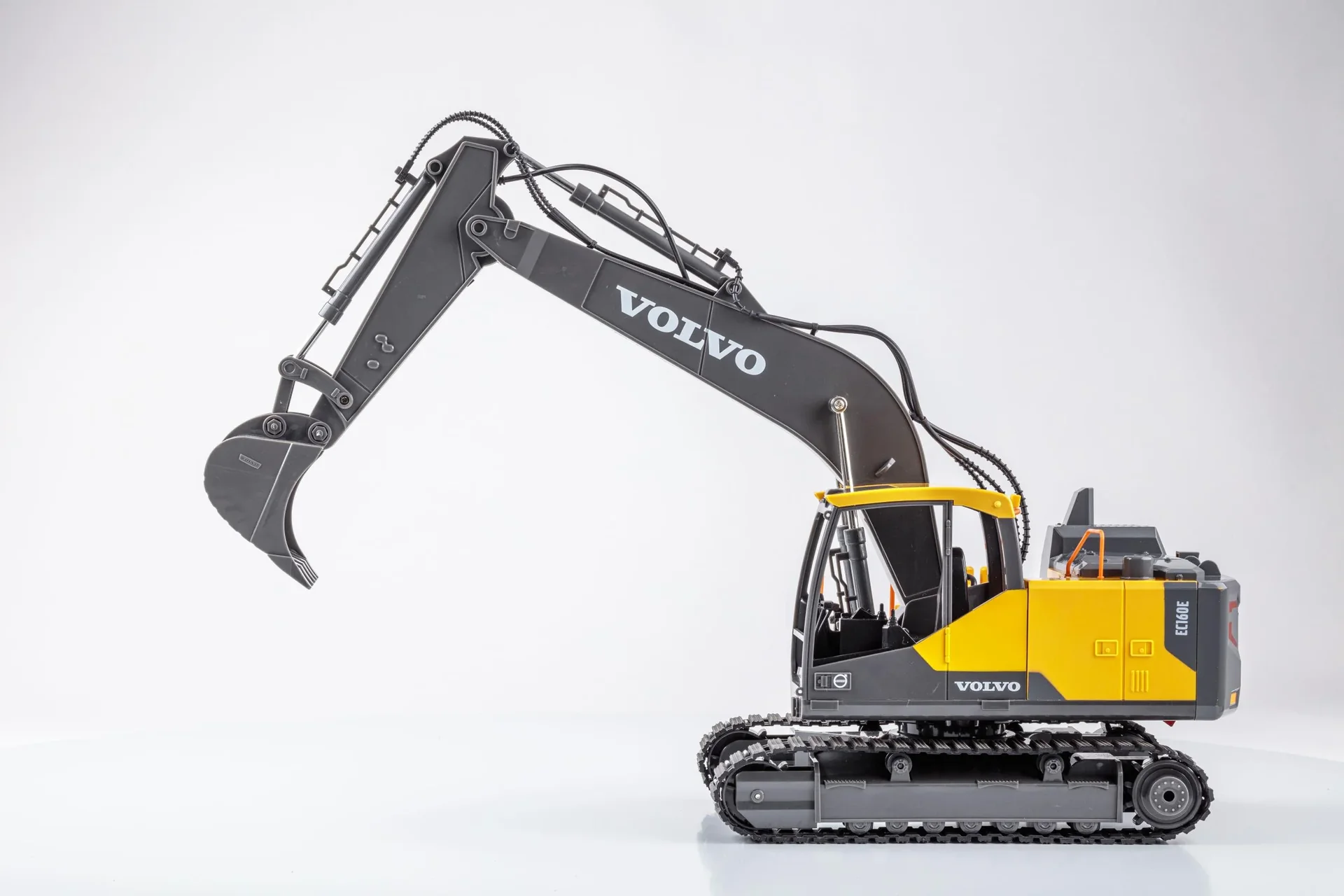 Raupenbagger Volvo 2.4 G 100 % RTR 1:16 - 3
