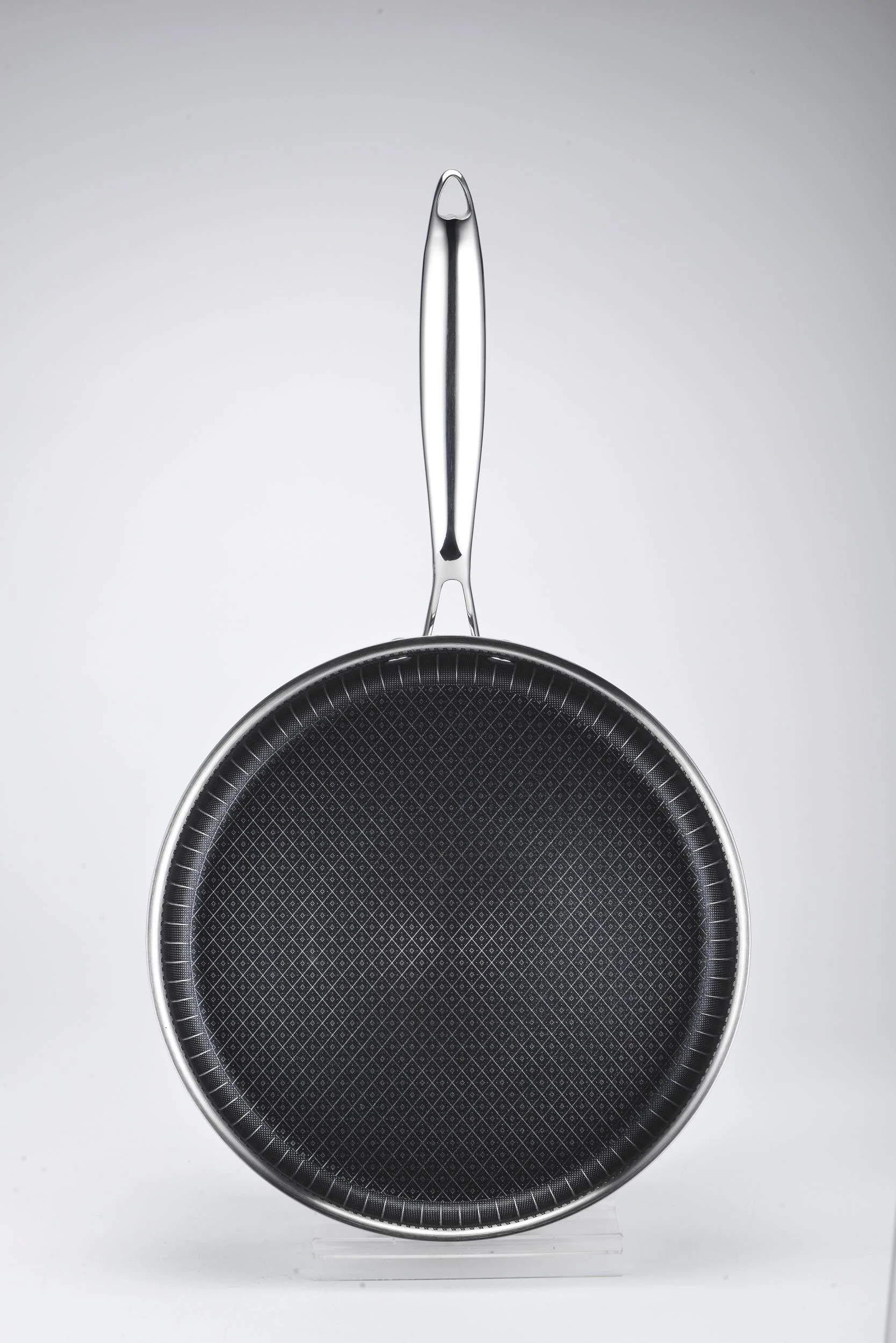 Titan Pan Profi-Pfanne, Ø 28 cm inklusive Rezeptheft - 2