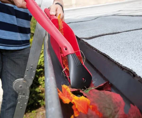 Dachrinnen Reinigungs-Set 5 teilig. Schaufel, Schaber, 3 Steckstiele - 2