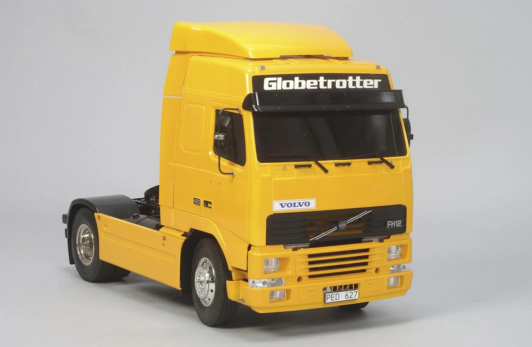 1:14 RC VOLVO FH12 Globetrotter 420 BS - 0