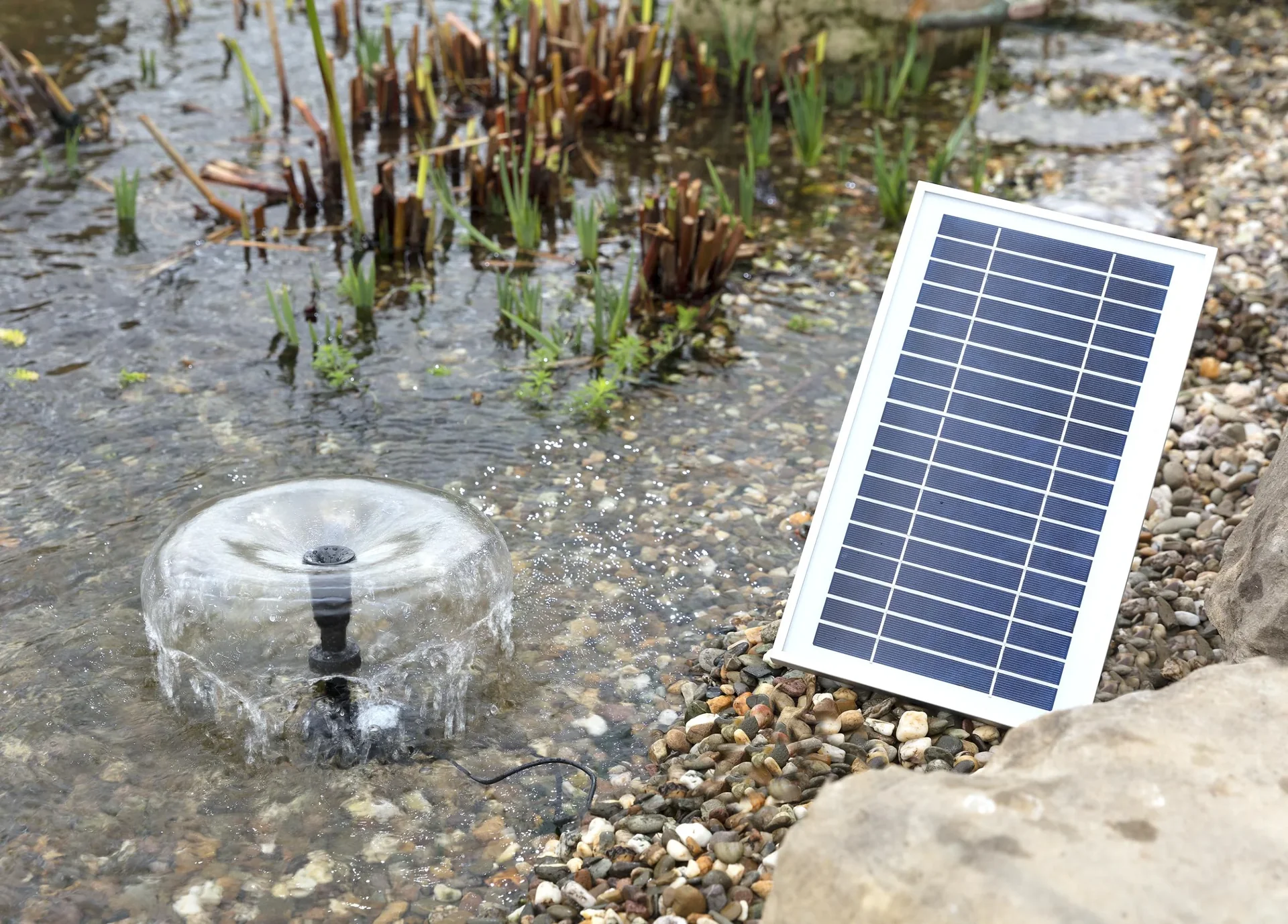 600 l/h Solarpumpe mit Akku - 0