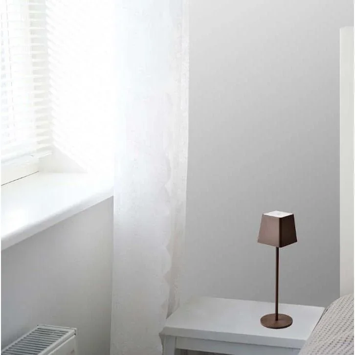 VT-7563 Tischleuchte - 3000K - Dimmbar durch Berührung - Wiederaufladbar - Braun - 3