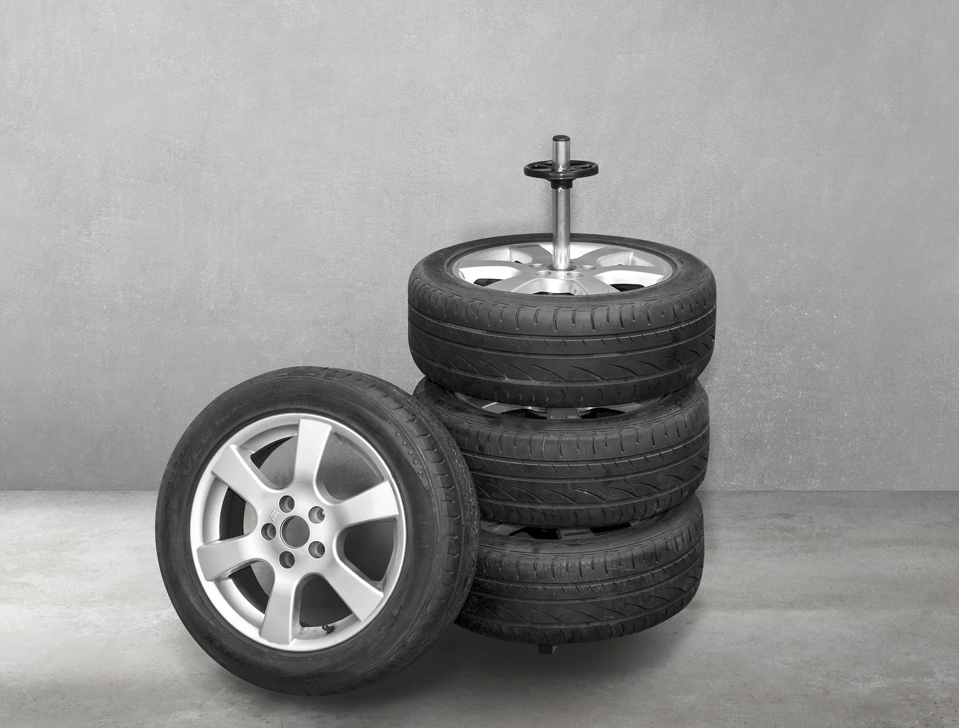 Felgenbaum für Reifenbreite bis 225 mm - 1