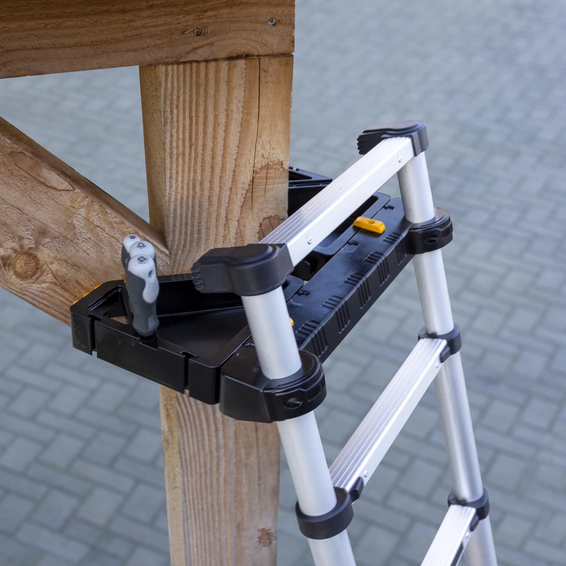 Abstandshalter / Arbeitsplatte für Teleskopleitern - 2