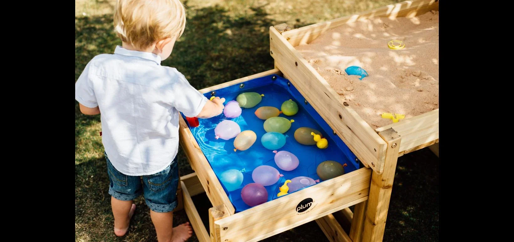 Sand- und Wassertisch Sandy Bay, Outdoor-Spieltisch für Kinder aus Holz, 2er Set, natur - 4