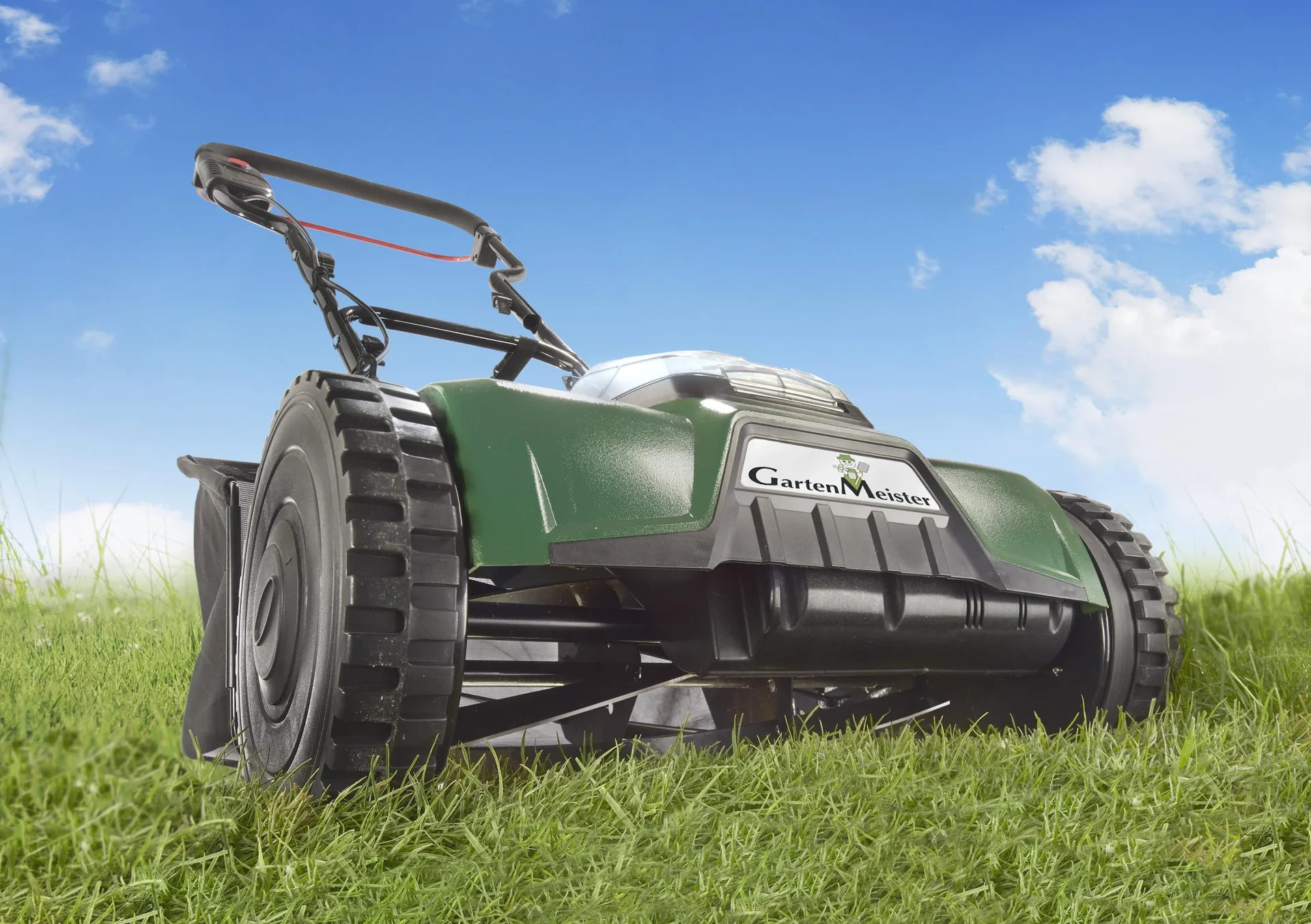 Set Akku-Walzenmäher „GM 38/18“, Li-Ion-Akku, 18 Volt, 2,0 Ah und Li-Ion-Akku-Schnellladegerät, 18 Volt - 0