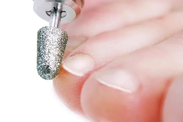 Maniküre/ Pediküre Set mit Netzgerät und verschiedenen Aufsätzen - 6