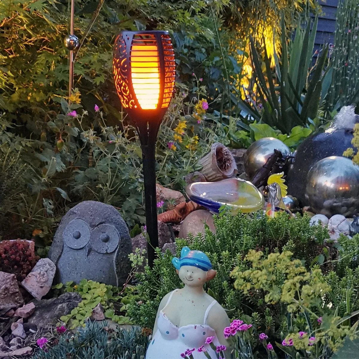 LED-Solartaschenlampe - 2er-Set - Mit Flammeneffekt - 7