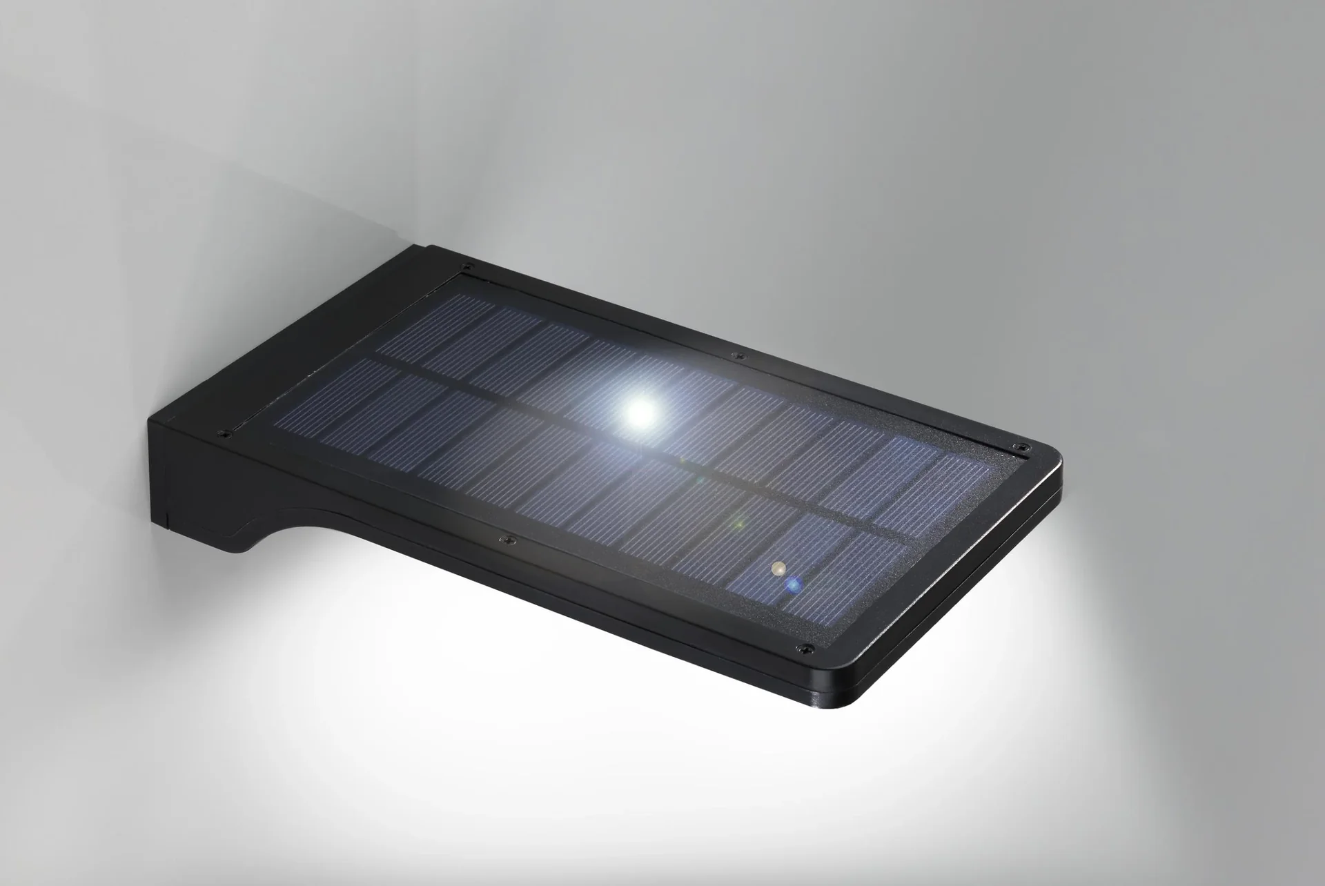 Solar Wandleuchte 3W mit Bewegungsmelder - 1