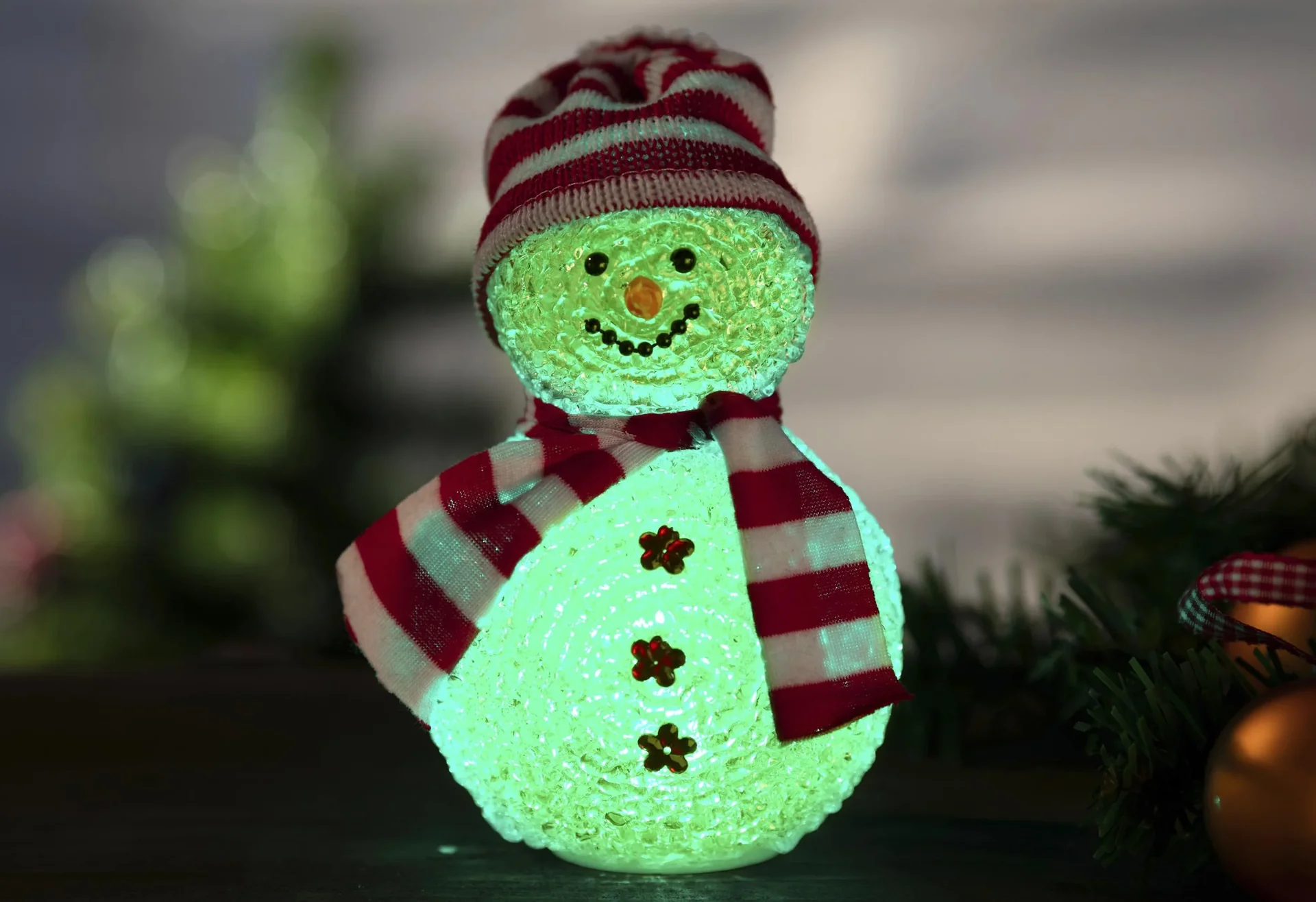 Schneemann - Figur mit Farbwechsel LED - 6